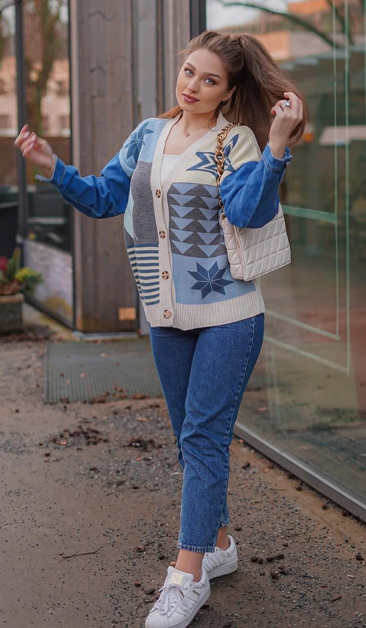 15+ Iconic Fits That Made Cardigans the Star of Fall Fashion